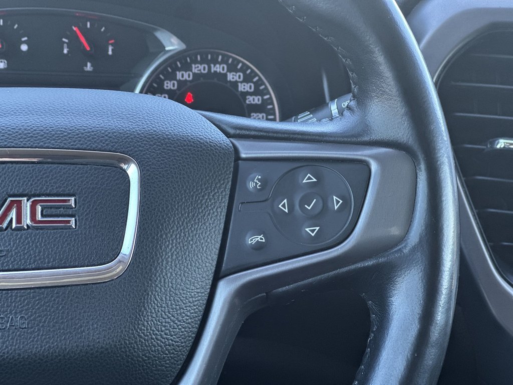 GMC Acadia AT4 | Cam | HtdSeats | Bluetooth | Aux | Cruise 2021 à Saint John, Nouveau-Brunswick - 21 - w1024h768px