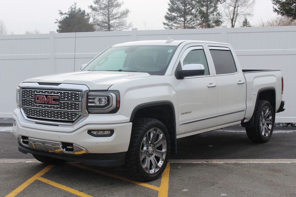 2017 GMC Sierra 1500 Denali | Leather | SunRoof | Nav | Cam | USB | XM in Saint John, New Brunswick - 3 - w1024h768px