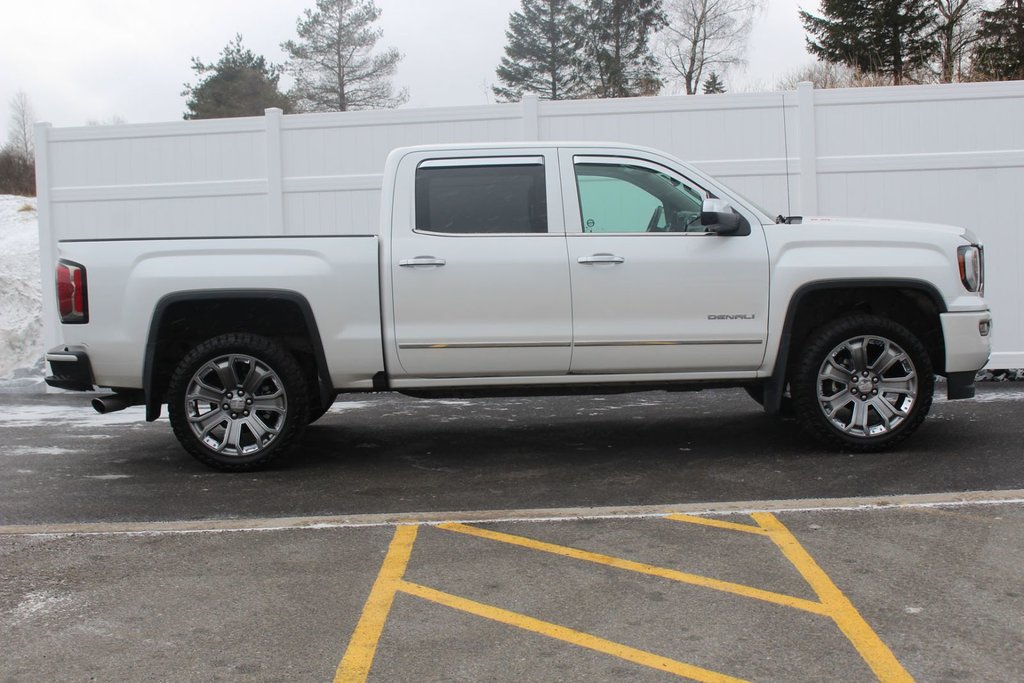 2017 GMC Sierra 1500 Denali | Leather | SunRoof | Nav | Cam | USB | XM in Saint John, New Brunswick - 8 - w1024h768px