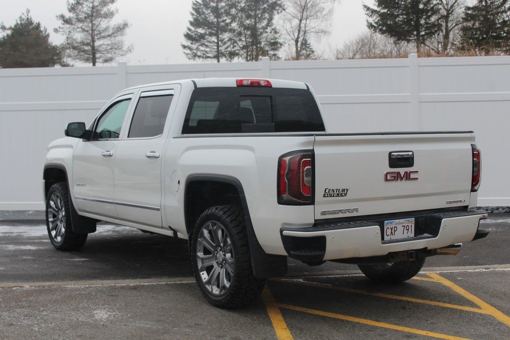 2017 GMC Sierra 1500 Denali | Leather | SunRoof | Nav | Cam | USB | XM in Saint John, New Brunswick - 5 - w1024h768px