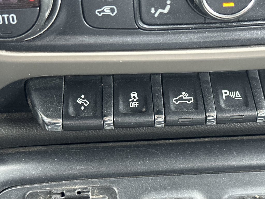 2017 GMC Sierra 1500 Denali | Lthr | Cam | HtdSeats | Bluetooth | Aux in Saint John, New Brunswick - 22 - w1024h768px