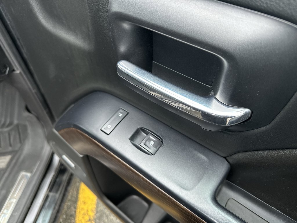 2017 GMC Sierra 1500 Denali | Lthr | Cam | HtdSeats | Bluetooth | Aux in Saint John, New Brunswick - 42 - w1024h768px