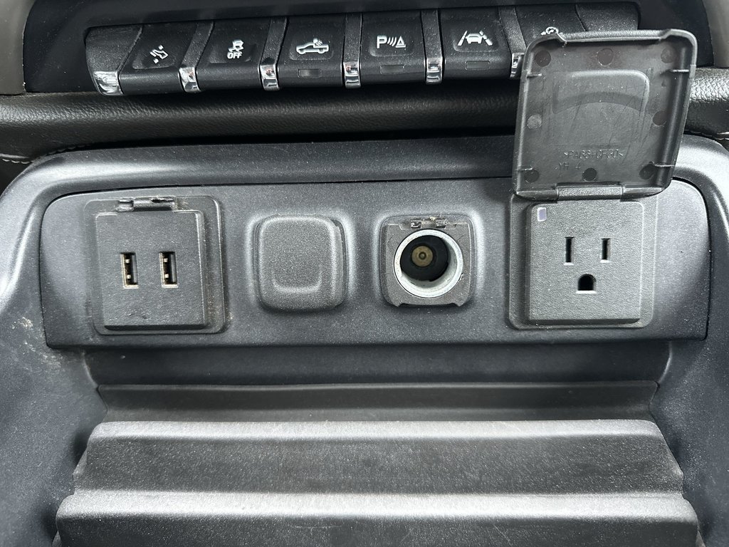 2017 GMC Sierra 1500 Denali | Lthr | Cam | HtdSeats | Bluetooth | Aux in Saint John, New Brunswick - 41 - w1024h768px