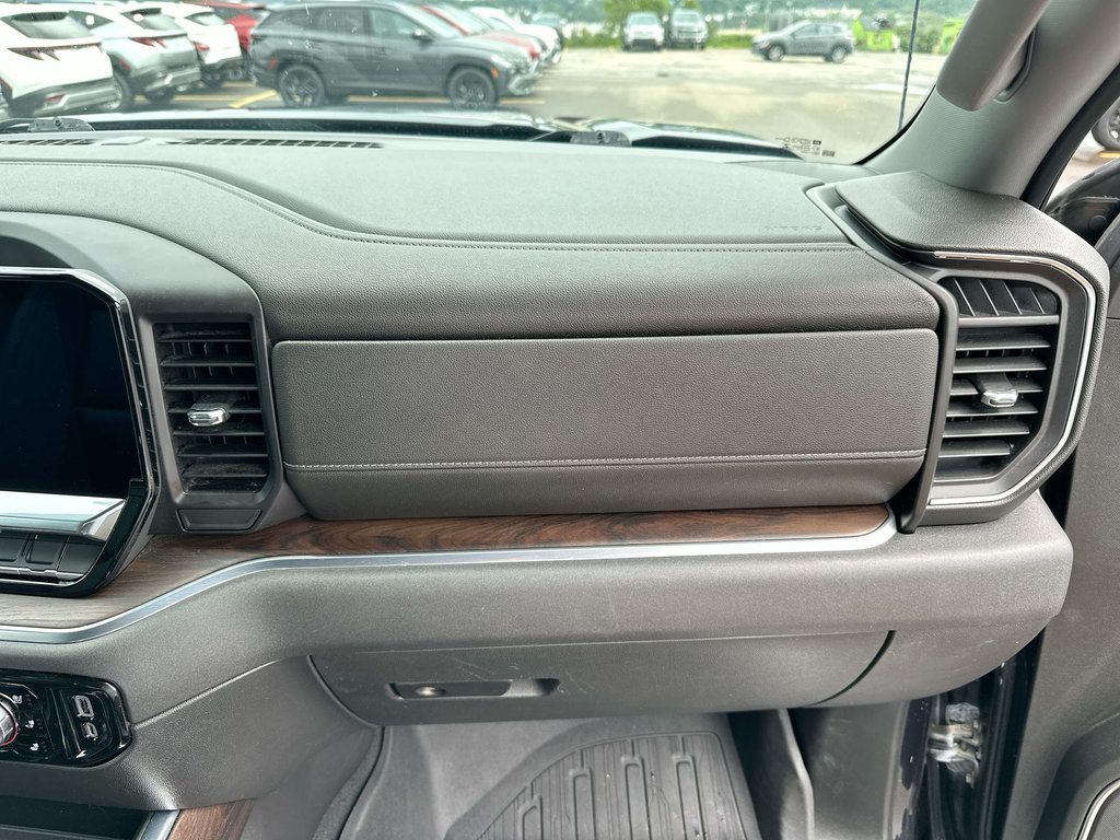 2022 GMC Sierra 1500 SLT | Bose | Htd Sts | Keyless | Bluetooth | USB in Saint John, New Brunswick - 44 - w1024h768px
