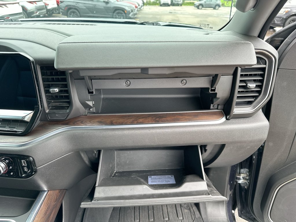 2022 GMC Sierra 1500 SLT | Bose | Htd Sts | Keyless | Bluetooth | USB in Saint John, New Brunswick - 43 - w1024h768px