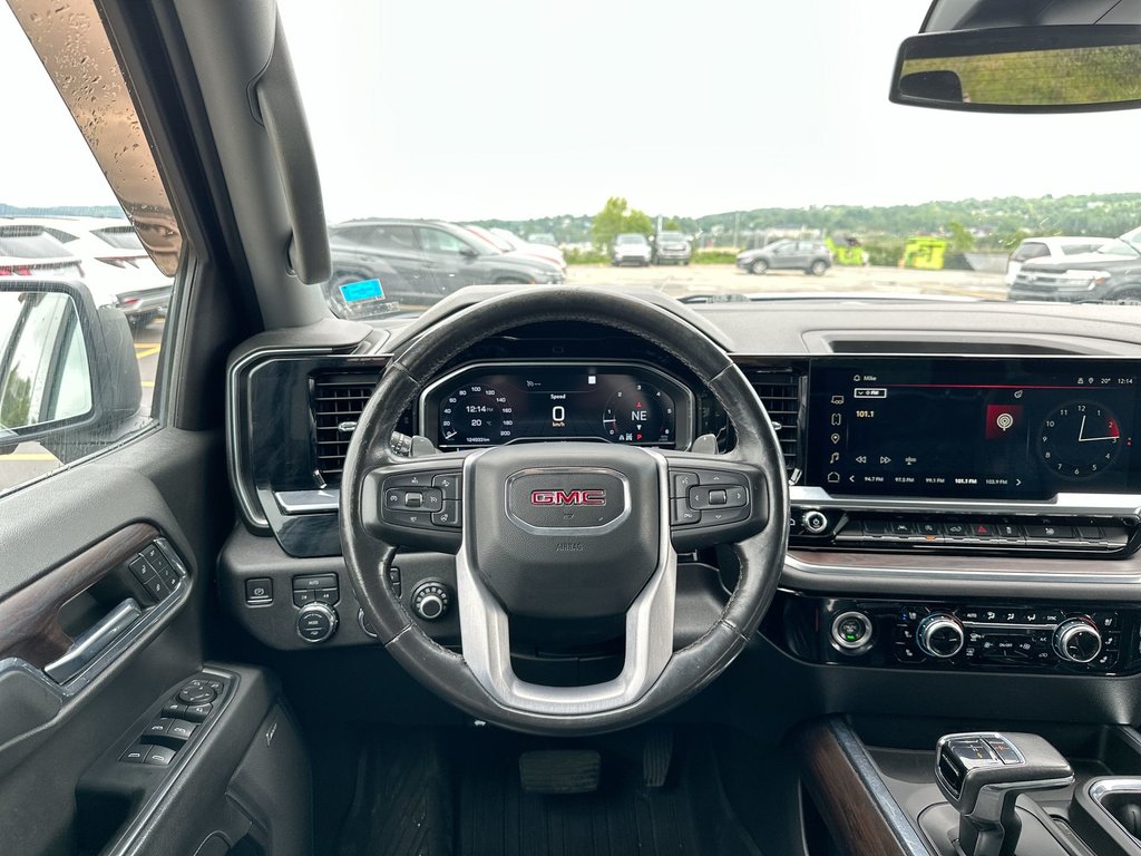 2022 GMC Sierra 1500 SLT | Bose | Htd Sts | Keyless | Bluetooth | USB in Saint John, New Brunswick - 12 - w1024h768px