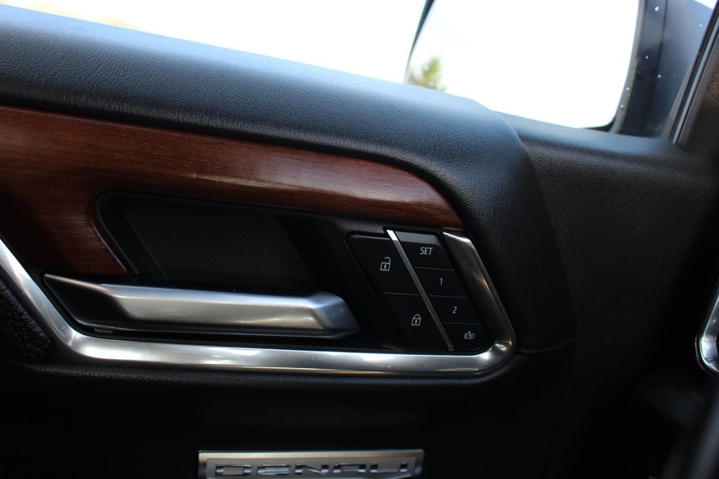 GMC Sierra 1500 Denali | Cam | HtdSeats | Bluetooth | Cruise | Aux 2023 à Saint John, Nouveau-Brunswick - 38 - w1024h768px