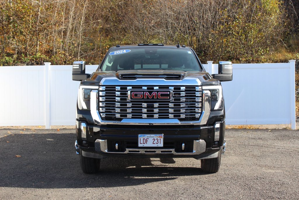 2024 GMC Sierra 3500HD in Antigonish, Nova Scotia - 2 - w1024h768px