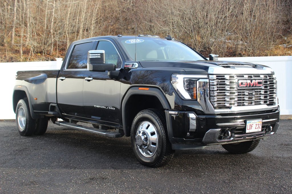 2024 GMC Sierra 3500HD in Antigonish, Nova Scotia - 1 - w1024h768px