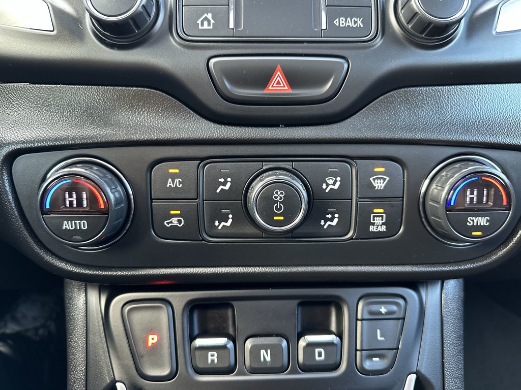 2019 GMC Terrain SLT | Cam | HtdSeats | Bluetooth | Lthr | USB in Saint John, New Brunswick - 27 - w1024h768px