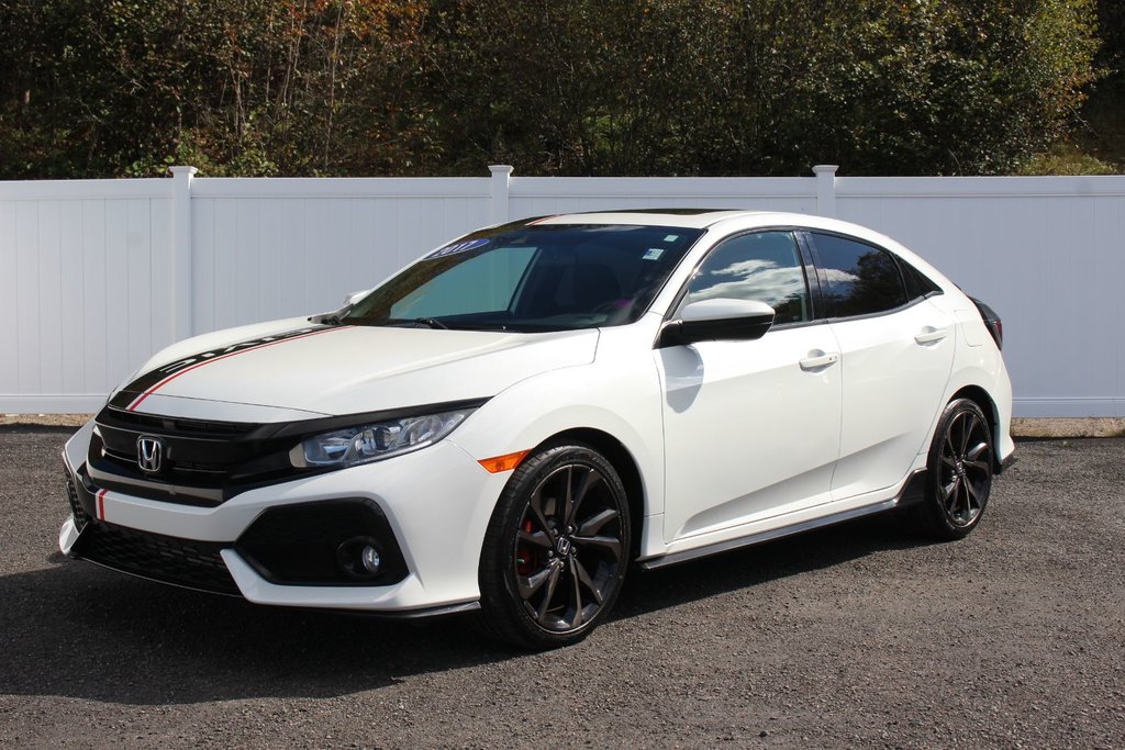 2017 Honda Civic Hatchback in Antigonish, Nova Scotia - 3 - w1024h768px