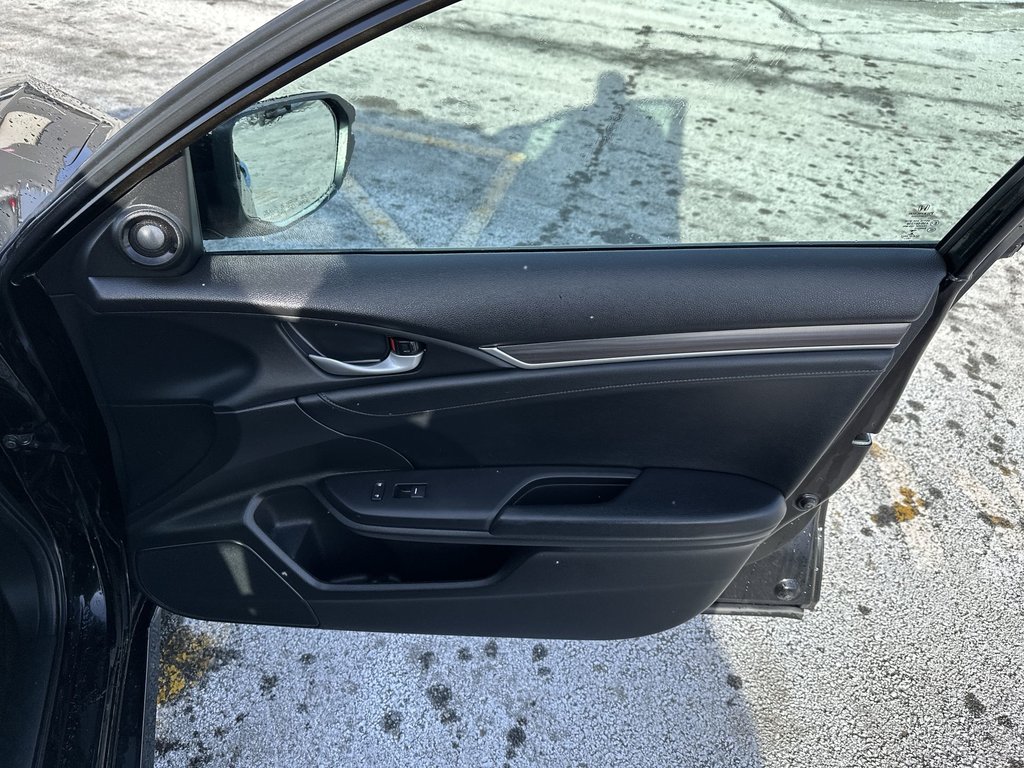 2020 Honda Civic Sedan Touring | Lthr | HtdSeat | Cam | Bluetooth | Aux in Saint John, New Brunswick - 46 - w1024h768px