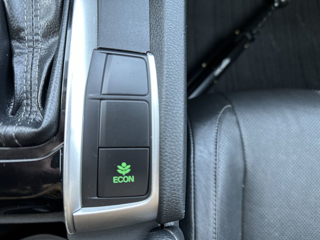 2020 Honda Civic Sedan Touring | Lthr | HtdSeat | Cam | Bluetooth | Aux in Saint John, New Brunswick - 31 - w1024h768px