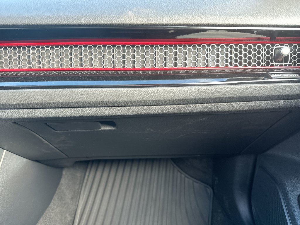 Honda Civic Si Sedan Roof | Cam | HtdSeat | USB |  Warranty to 2029 2025 à Saint John, Nouveau-Brunswick - 44 - w1024h768px