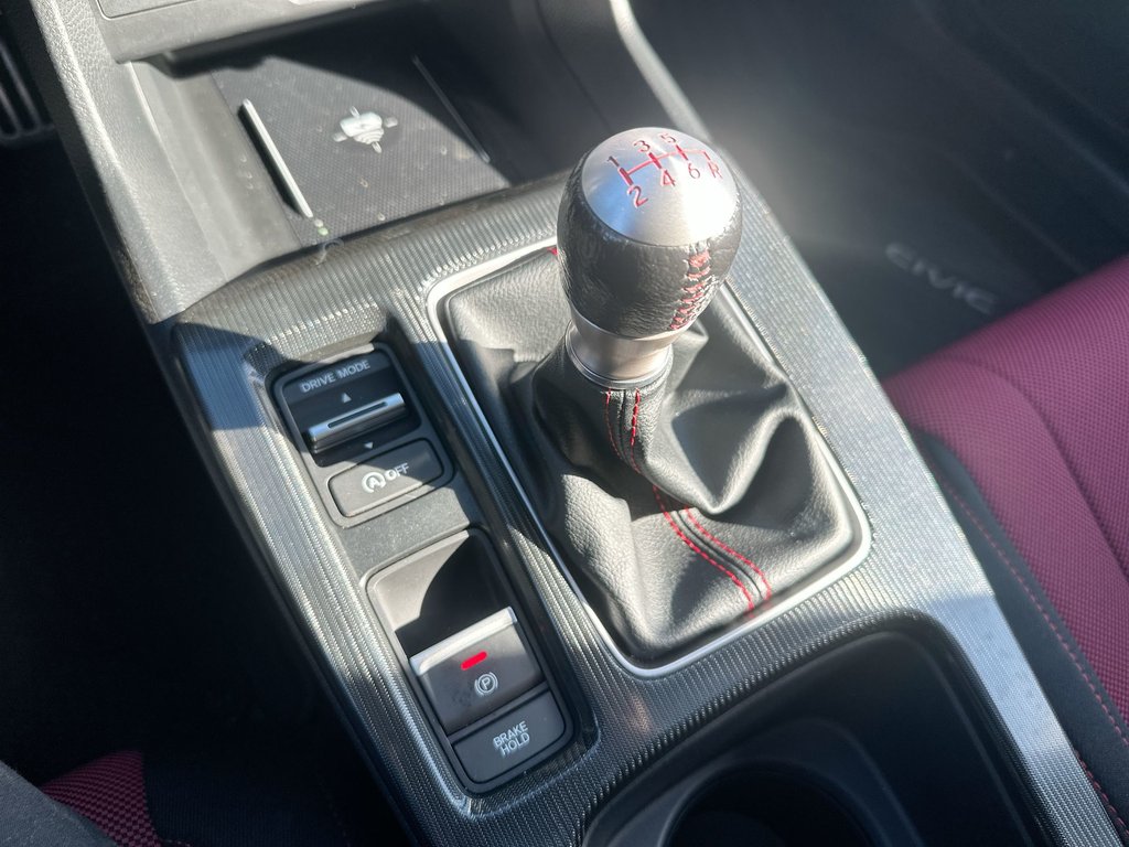 Honda Civic Si Sedan Roof | Cam | HtdSeat | USB |  Warranty to 2029 2025 à Saint John, Nouveau-Brunswick - 29 - w1024h768px