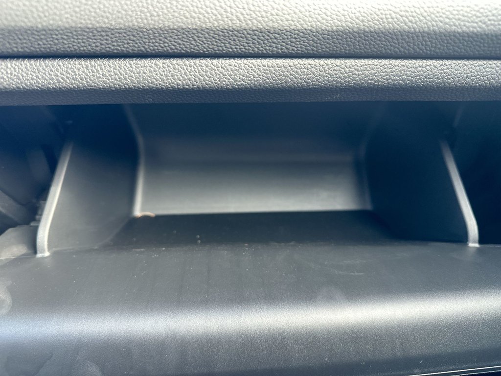 Honda Civic Si Sedan Roof | Cam | HtdSeat | USB |  Warranty to 2029 2025 à Saint John, Nouveau-Brunswick - 43 - w1024h768px