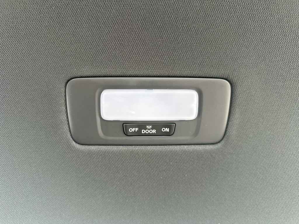 Honda Civic Si Sedan Roof | Cam | HtdSeat | USB |  Warranty to 2029 2025 à Saint John, Nouveau-Brunswick - 50 - w1024h768px