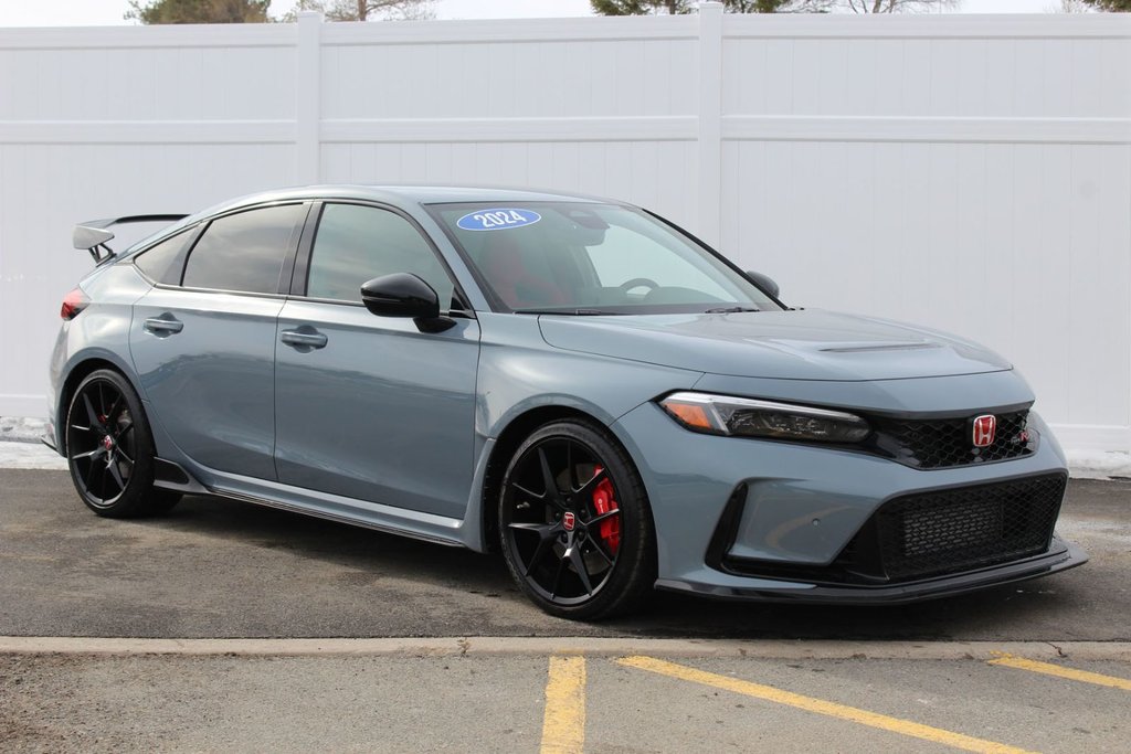 2024 Honda Civic Type R | 6-Spd | 315hp | Roof | Warranty to 2029 in Saint John, New Brunswick - 1 - w1024h768px