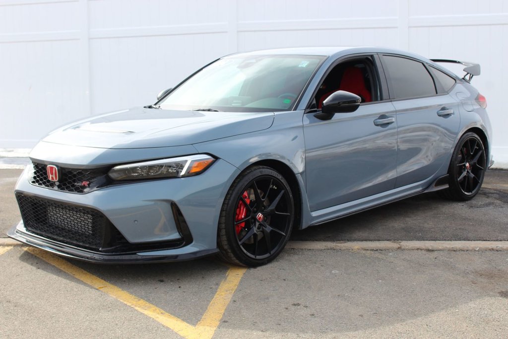 2024 Honda Civic Type R | 6-Spd | 315hp | Roof | Warranty to 2029 in Saint John, New Brunswick - 3 - w1024h768px