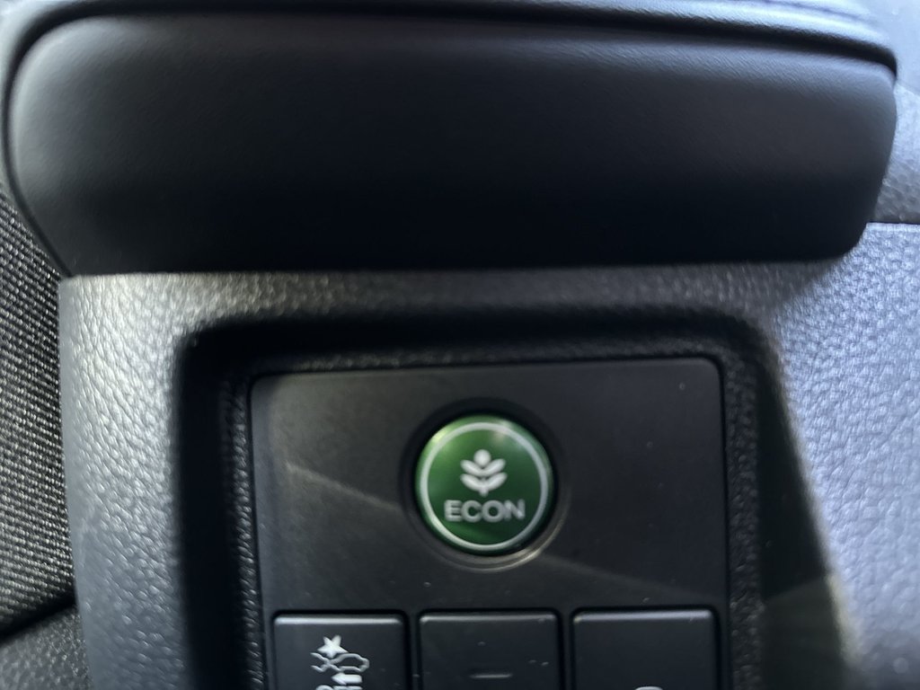 2021 Honda HR-V Sport | Cam | Roof | Bluetooth | HtdSeat | Cruise in Saint John, New Brunswick - 31 - w1024h768px