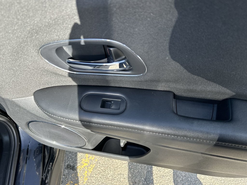 2021 Honda HR-V Sport | Cam | Roof | Bluetooth | HtdSeat | Cruise in Saint John, New Brunswick - 45 - w1024h768px