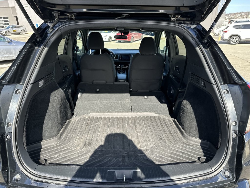 2021 Honda HR-V Sport | Cam | Roof | Bluetooth | HtdSeat | Cruise in Saint John, New Brunswick - 36 - w1024h768px