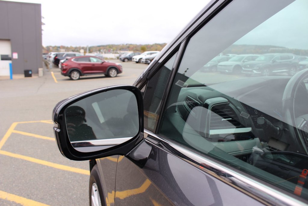 2019 Honda Odyssey Touring | Leather | Roof | Cam | HtdSeats | Aux in Saint John, New Brunswick - 19 - w1024h768px