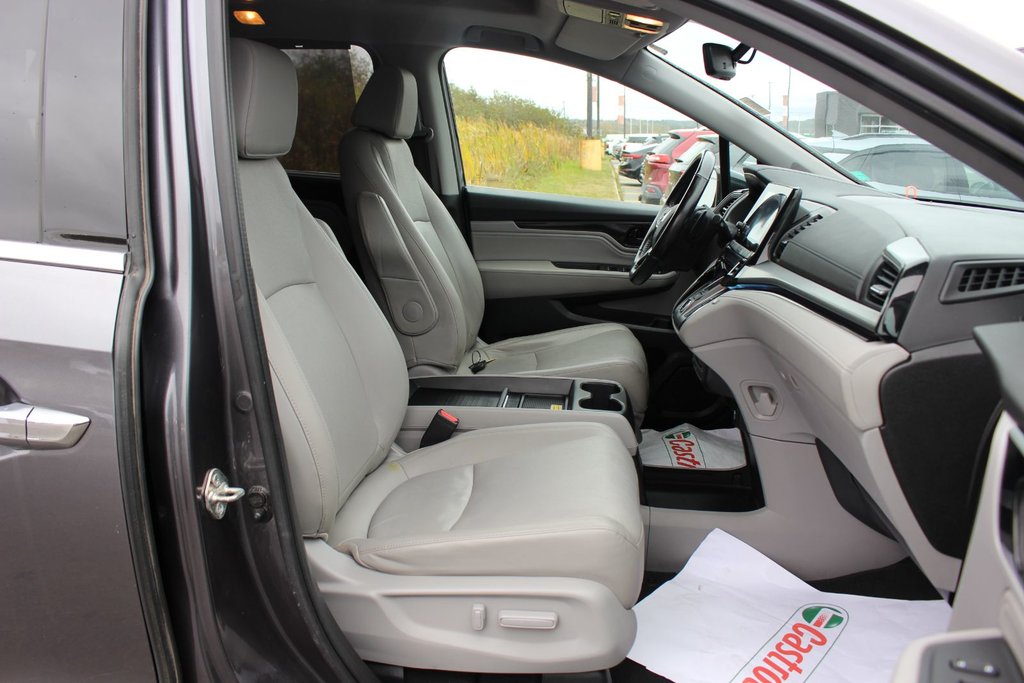 2019 Honda Odyssey Touring | Leather | Roof | Cam | HtdSeats | Aux in Saint John, New Brunswick - 16 - w1024h768px