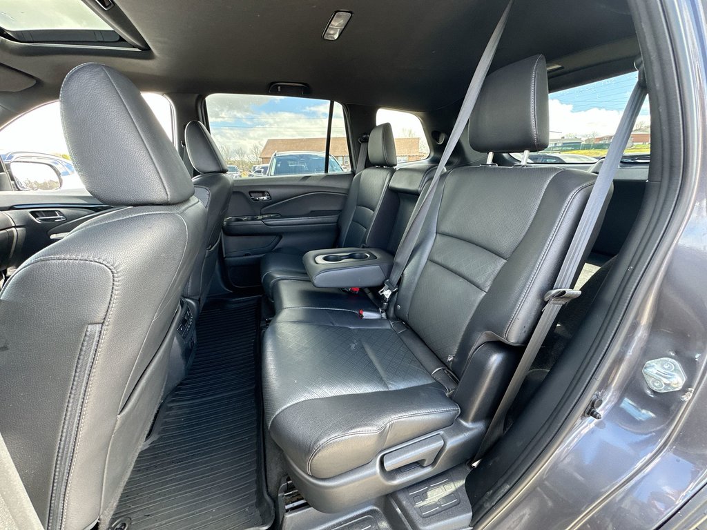 2021 Honda Passport Touring | Roof | Lthr | VentSeat | AdptCruise in Saint John, New Brunswick - 33 - w1024h768px