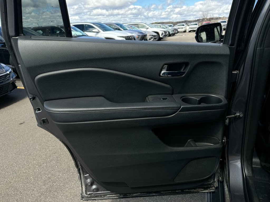 2021 Honda Passport Touring | Roof | Lthr | VentSeat | AdptCruise in Saint John, New Brunswick - 35 - w1024h768px
