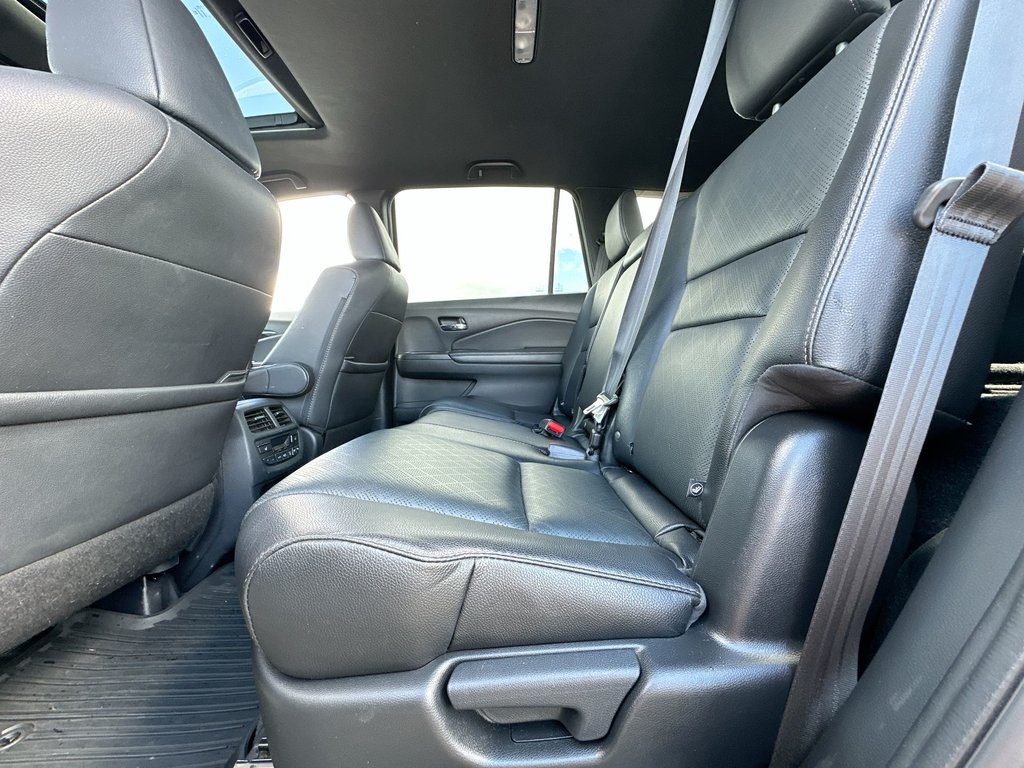 2021 Honda Passport Touring | Roof | Lthr | VentSeat | AdptCruise in Saint John, New Brunswick - 34 - w1024h768px