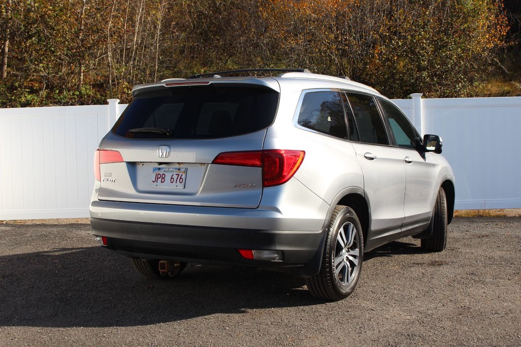 2017 Honda Pilot in Antigonish, Nova Scotia - 7 - w1024h768px