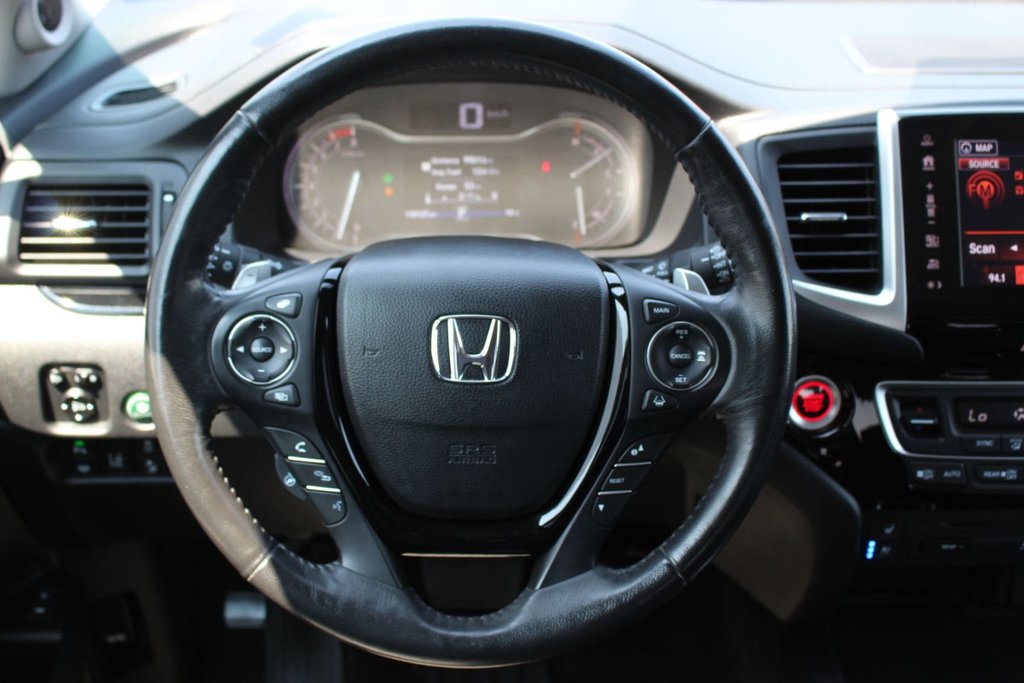 2017 Honda Pilot in Antigonish, Nova Scotia - 17 - w1024h768px
