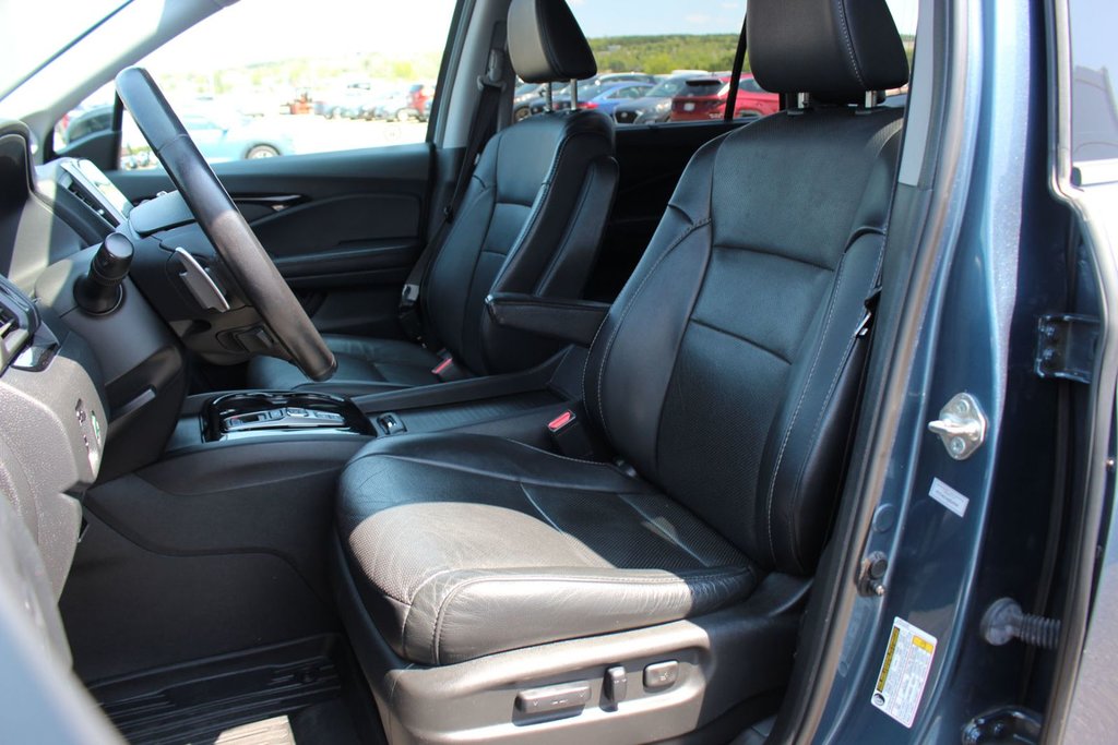 2017 Honda Pilot in Antigonish, Nova Scotia - 10 - w1024h768px