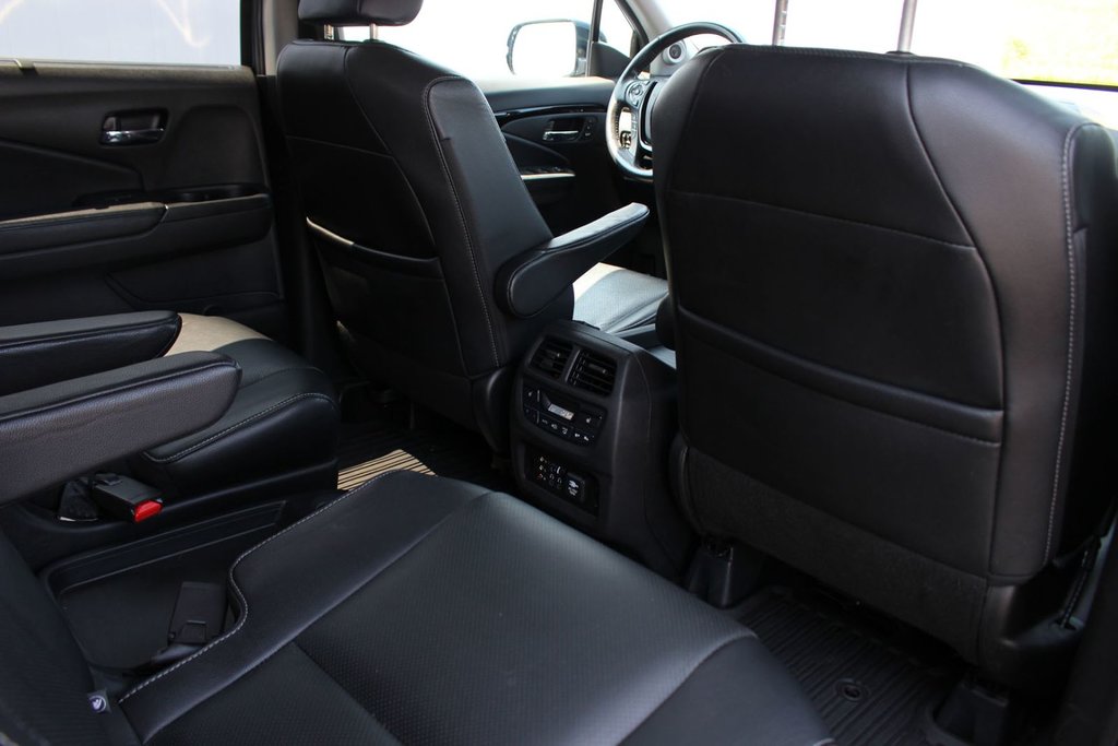 2017 Honda Pilot in Antigonish, Nova Scotia - 41 - w1024h768px