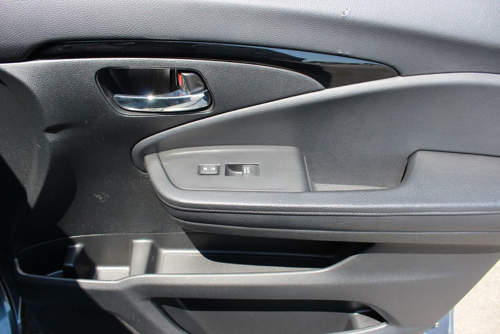 2017 Honda Pilot in Antigonish, Nova Scotia - 50 - w1024h768px