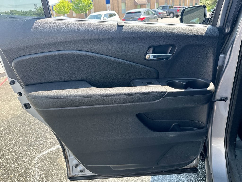 2020 Honda Pilot Touring | 7-Pass | Lthr | Nav | VntdSeat | Cam in Saint John, New Brunswick - 35 - w1024h768px