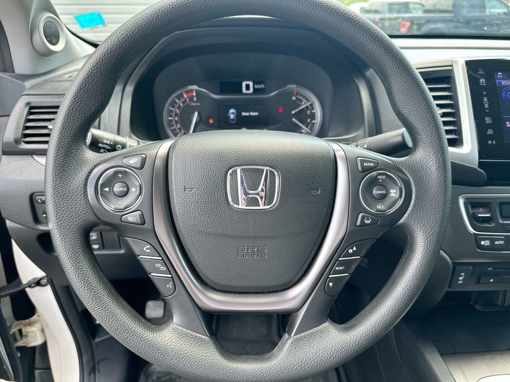 2018 Honda Ridgeline Sport | Roof | Cam | HtdSeats | Bluetooth | USB in Saint John, New Brunswick - 17 - w1024h768px