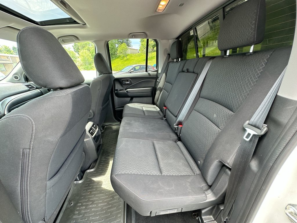 2018 Honda Ridgeline Sport | Roof | Cam | HtdSeats | Bluetooth | USB in Saint John, New Brunswick - 32 - w1024h768px