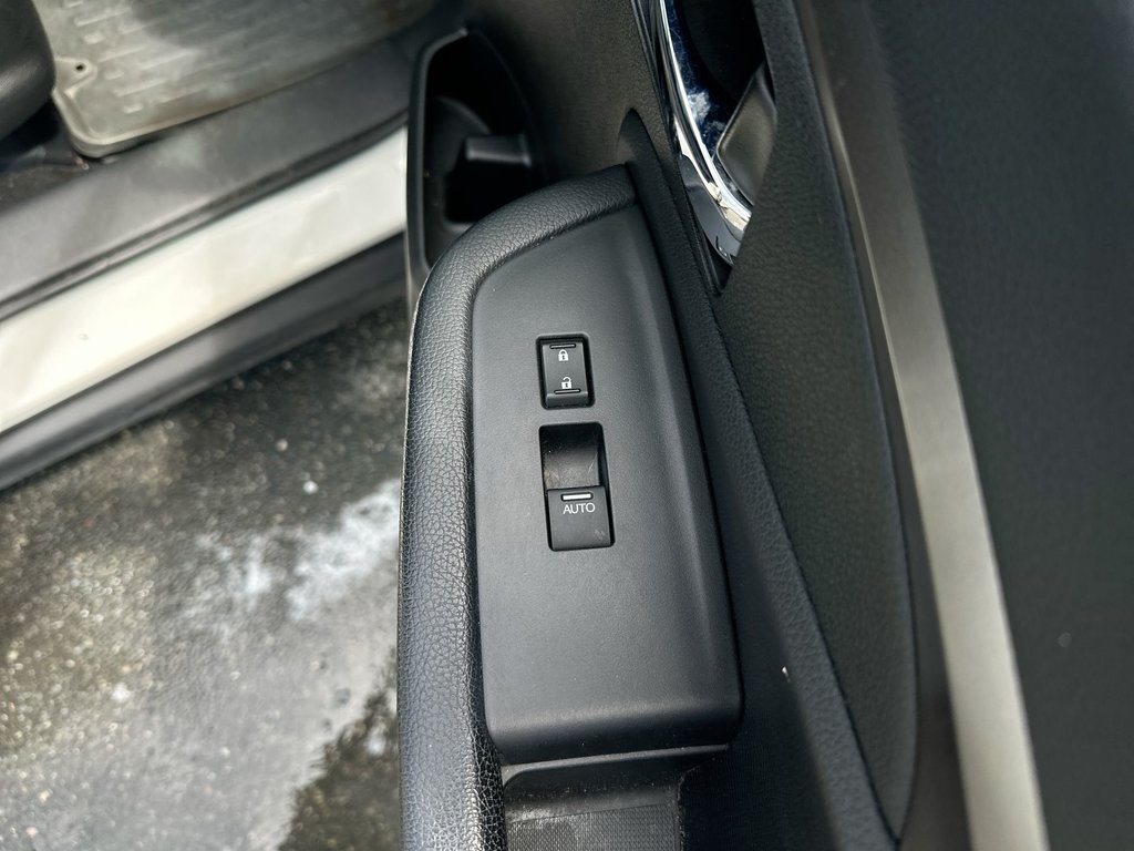 2018 Honda Ridgeline Sport | Roof | Cam | HtdSeats | Bluetooth | USB in Saint John, New Brunswick - 46 - w1024h768px