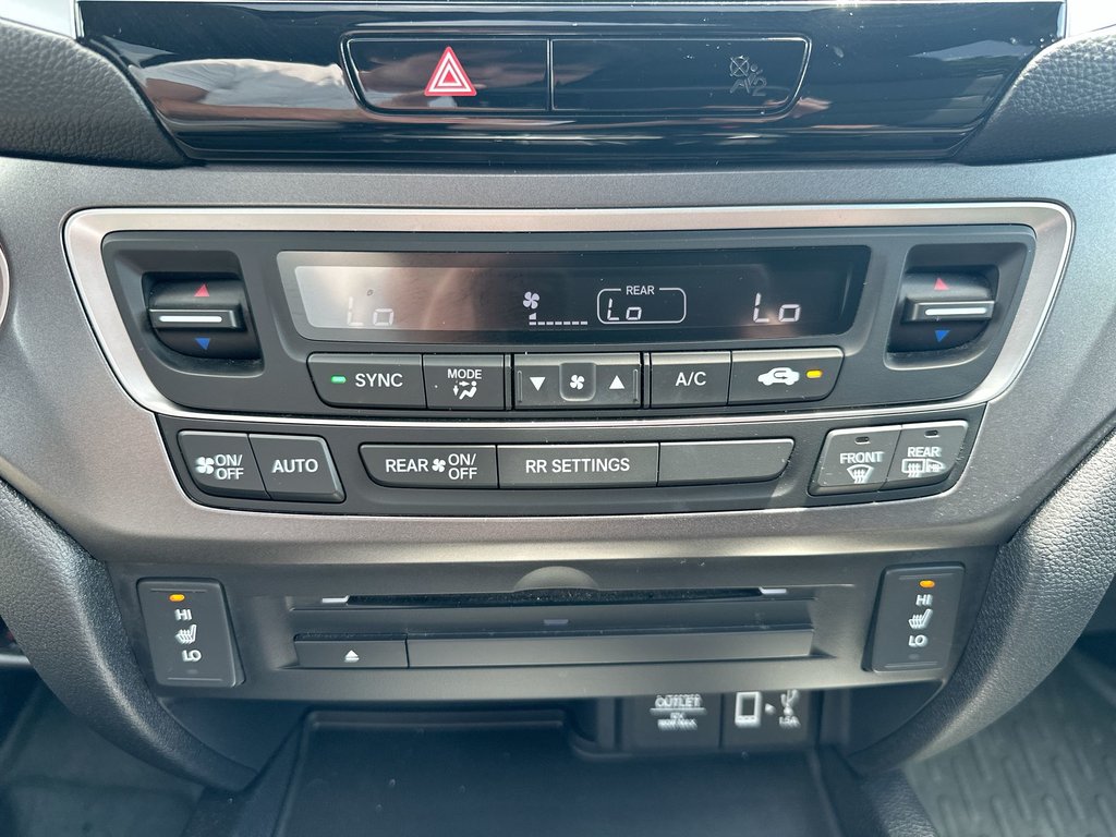 2018 Honda Ridgeline Sport | Roof | Cam | HtdSeats | Bluetooth | USB in Saint John, New Brunswick - 27 - w1024h768px