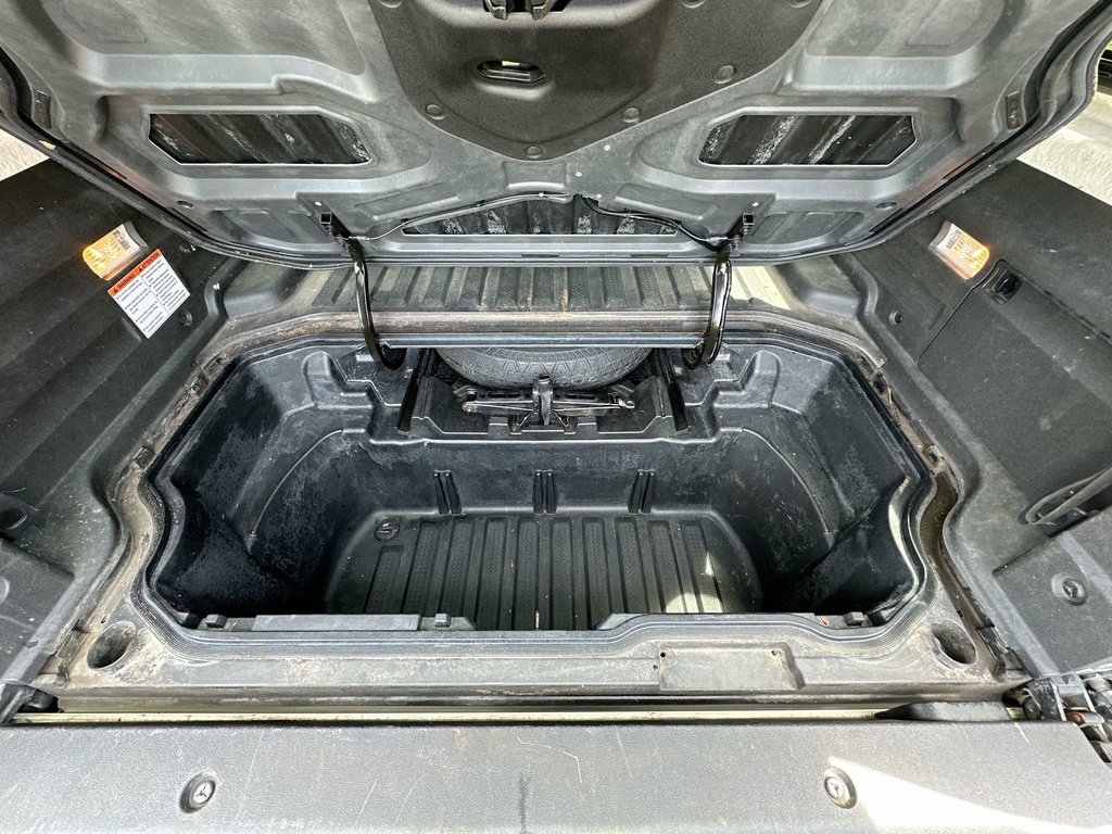 2018 Honda Ridgeline Sport | Roof | Cam | HtdSeats | Bluetooth | USB in Saint John, New Brunswick - 38 - w1024h768px