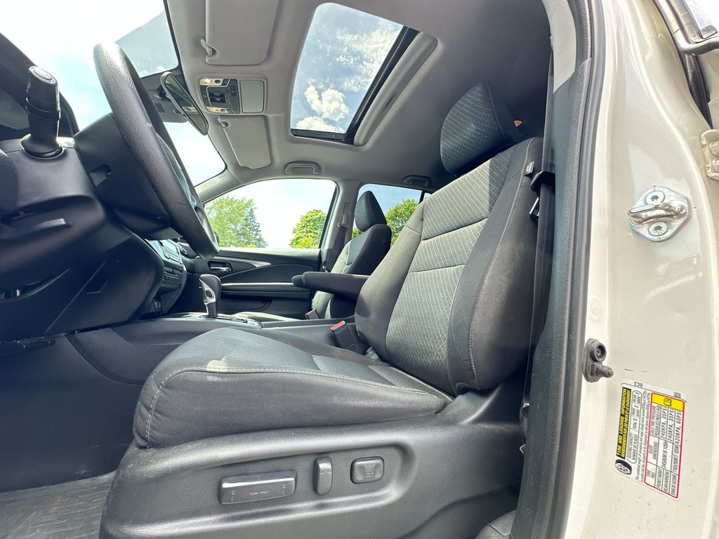 2018 Honda Ridgeline Sport | Roof | Cam | HtdSeats | Bluetooth | USB in Saint John, New Brunswick - 14 - w1024h768px