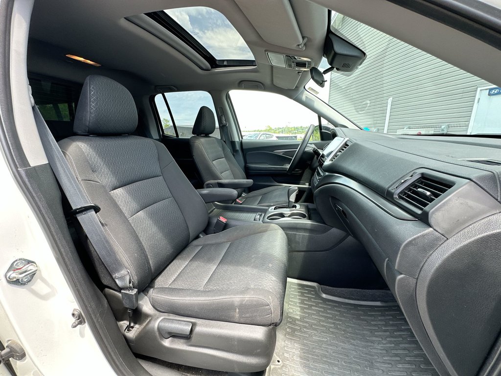 2018 Honda Ridgeline Sport | Roof | Cam | HtdSeats | Bluetooth | USB in Saint John, New Brunswick - 42 - w1024h768px
