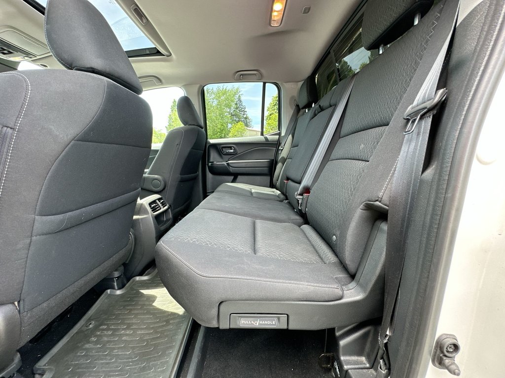 2018 Honda Ridgeline Sport | Roof | Cam | HtdSeats | Bluetooth | USB in Saint John, New Brunswick - 34 - w1024h768px