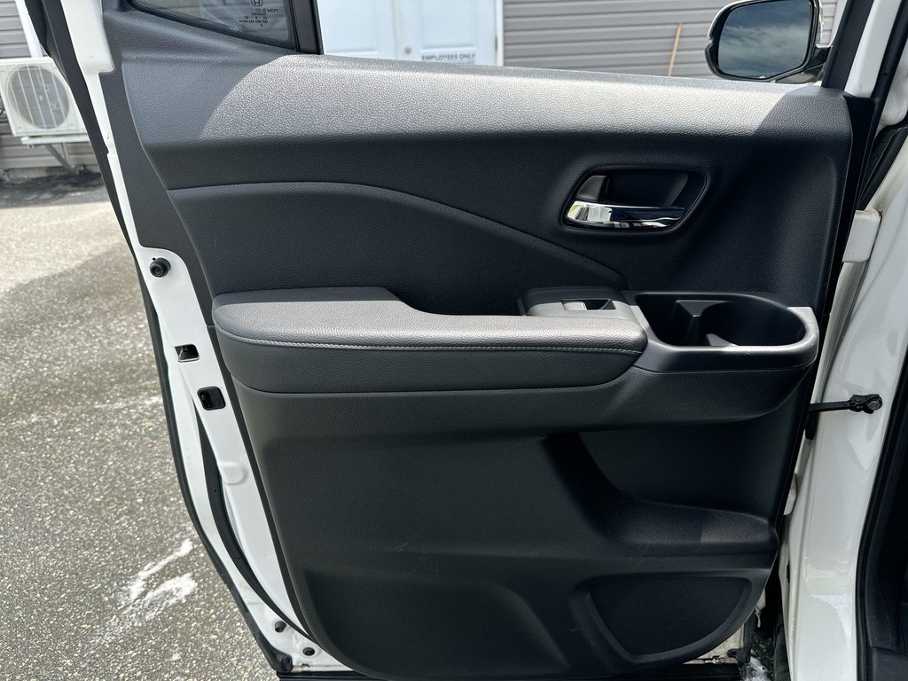 2018 Honda Ridgeline Sport | Roof | Cam | HtdSeats | Bluetooth | USB in Saint John, New Brunswick - 35 - w1024h768px