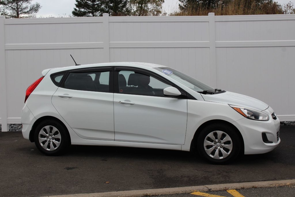 Hyundai ACCENT GL GL | USB | HtdSeats | Bluetooth | XM | Cruise 2015 à Saint John, Nouveau-Brunswick - 8 - w1024h768px