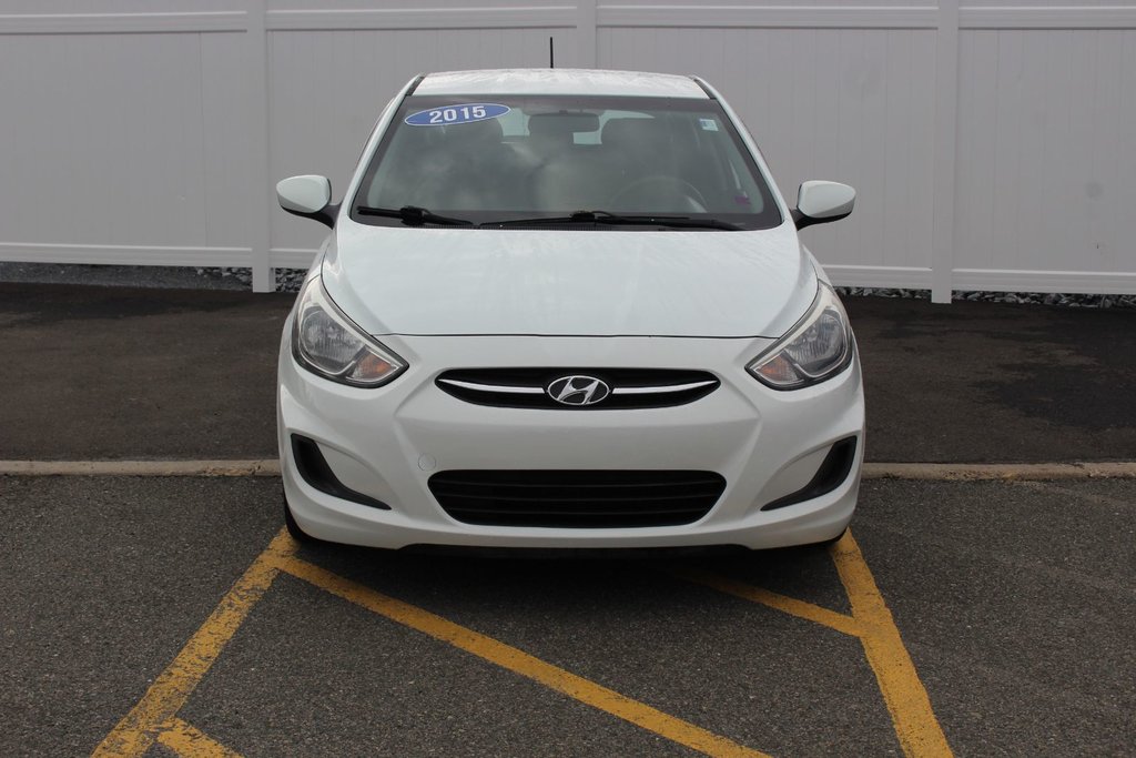 Hyundai ACCENT GL GL | USB | HtdSeats | Bluetooth | XM | Cruise 2015 à Saint John, Nouveau-Brunswick - 2 - w1024h768px