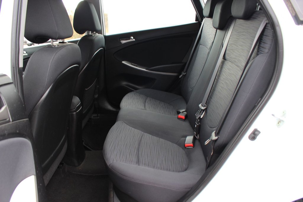 Hyundai ACCENT GL GL | USB | HtdSeats | Bluetooth | XM | Cruise 2015 à Saint John, Nouveau-Brunswick - 55 - w1024h768px