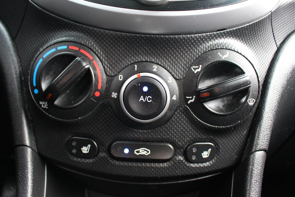 Hyundai ACCENT GL GL | USB | HtdSeats | Bluetooth | XM | Cruise 2015 à Saint John, Nouveau-Brunswick - 29 - w1024h768px